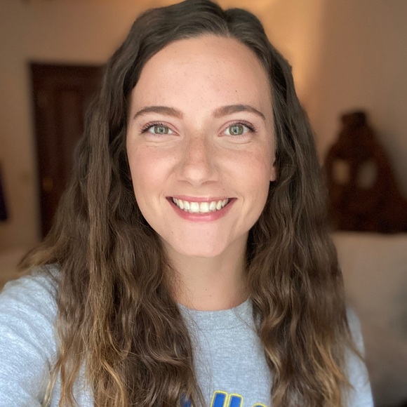 Meet your Posher, Karly - Picture 1 of 1